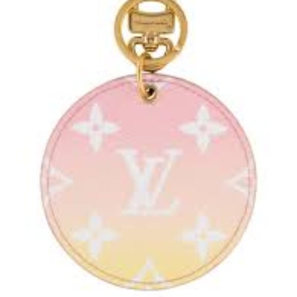 #55 - LOUIS VUITTON Porte Cle Illustrious Bag Charm Monogram Flower Keychain - Picture 2 of 4